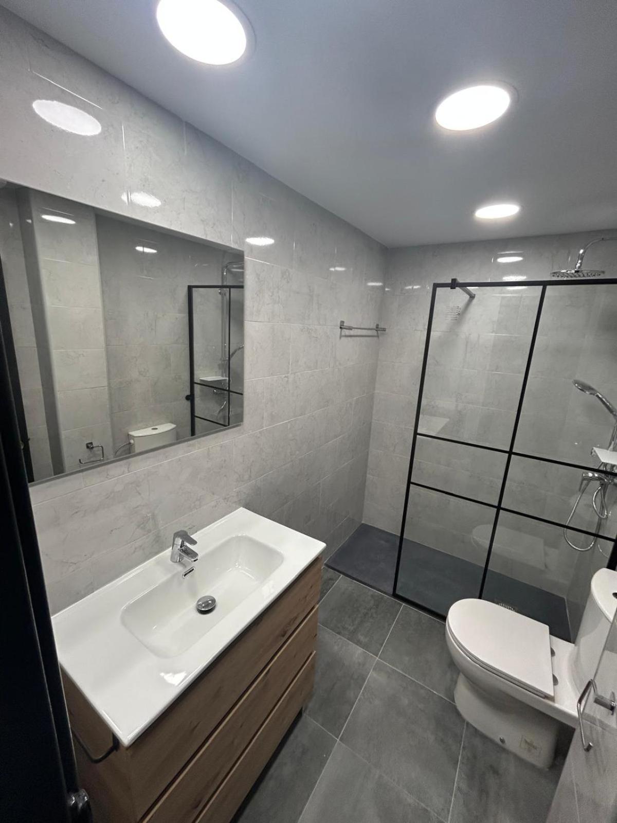 Apartamento Europa Con Terraza Бланес Екстериор снимка