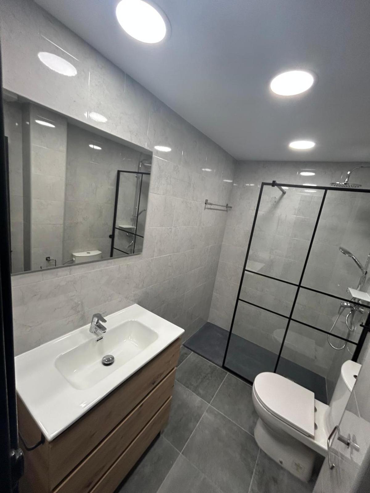 Apartamento Europa Con Terraza Бланес Екстериор снимка